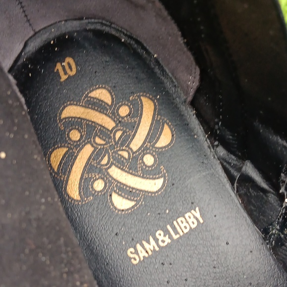 Sam & Libby Women's Melanie Black Combat Boots Gothic Stitched Embroidered Crest - Picture 9 of 17